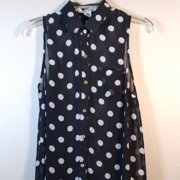 Sans Souci Women’s Black & white Polka Dot Button Down Sleeveless Top M - Picture 3 of 16